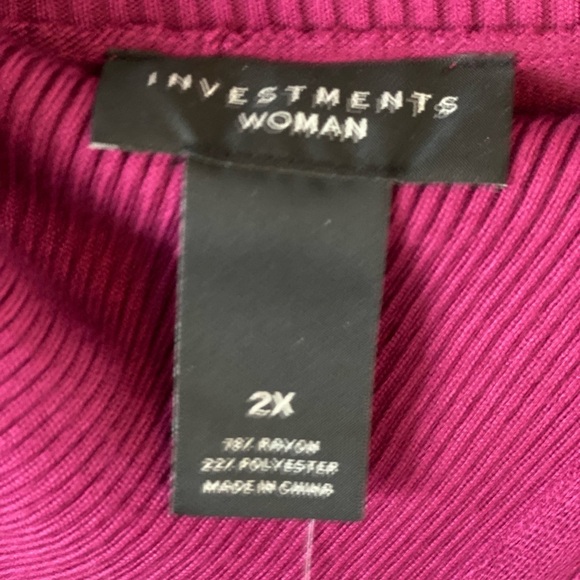 Women's Magenta Sweater Size-2X - Picture 2 of 8